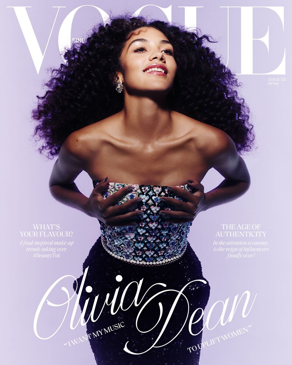 Cover for VOGUE SINGAPORE